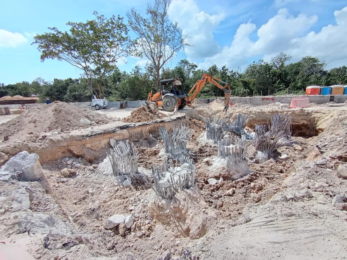 Earthmoving at the work site · Tren Maya 2024